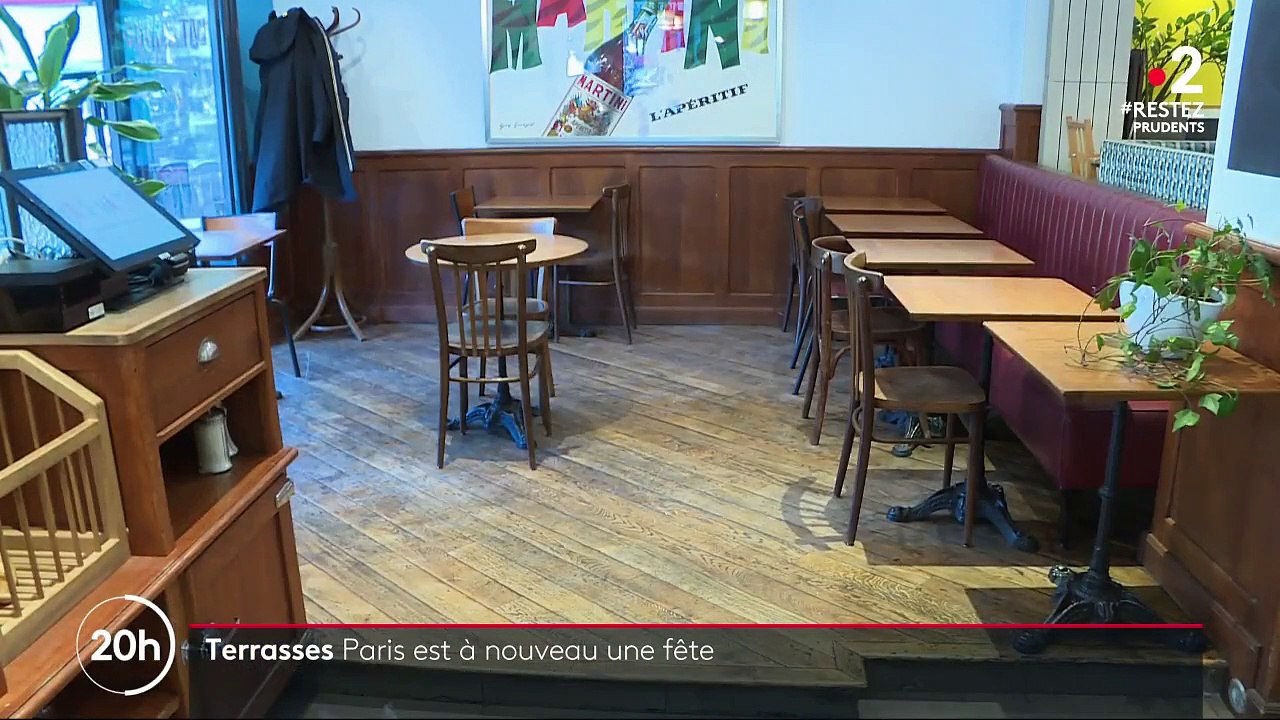 Déconfinement : le retour des clients en terrasse des restaurants et cafés parisiens