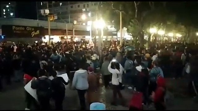 Curitiba protestos antifascistas pedindo fora bolsonaro e democracia o Brasil está acordando