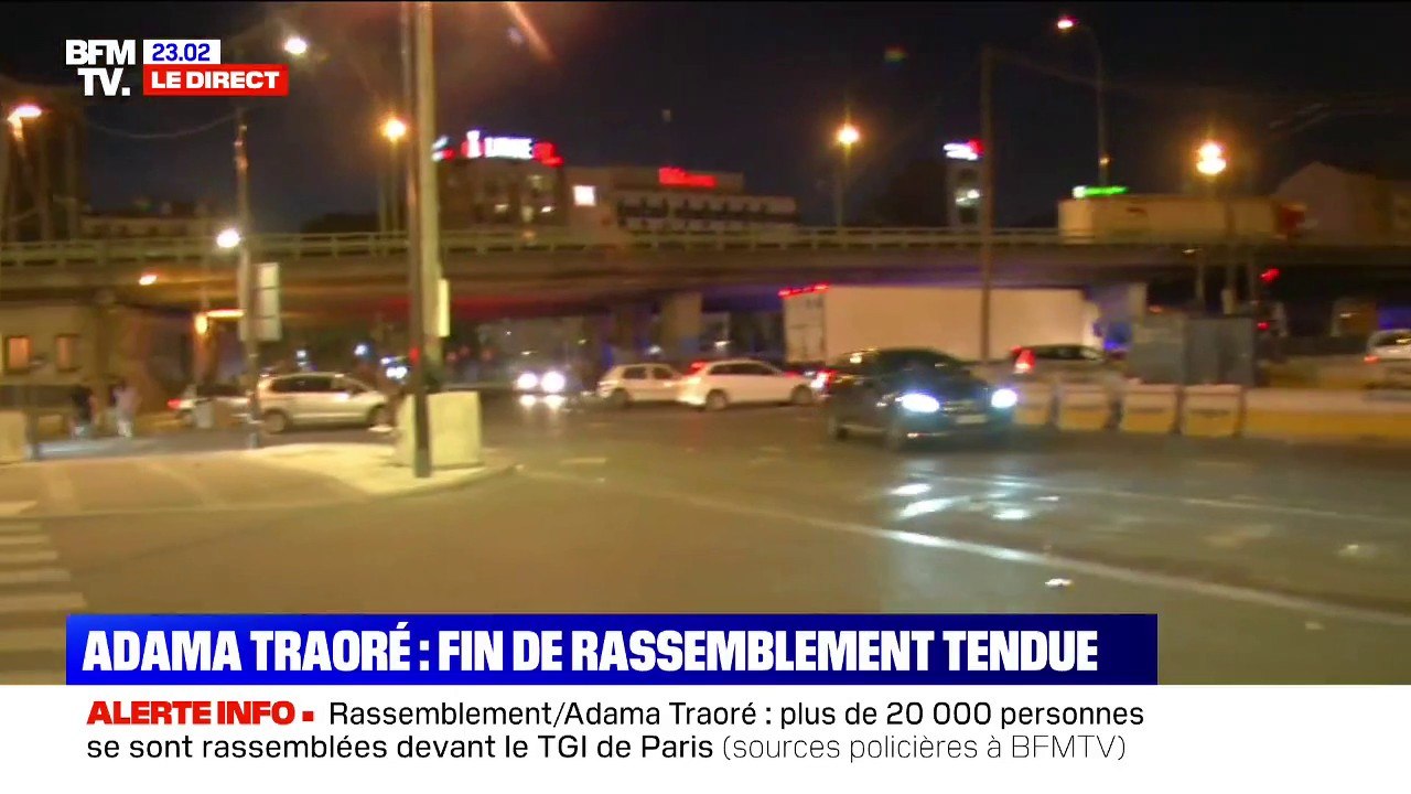 Manifestation pour Adama Traoré: après des tensions, la circulation a repris devant le tribunal de grande instance de Paris