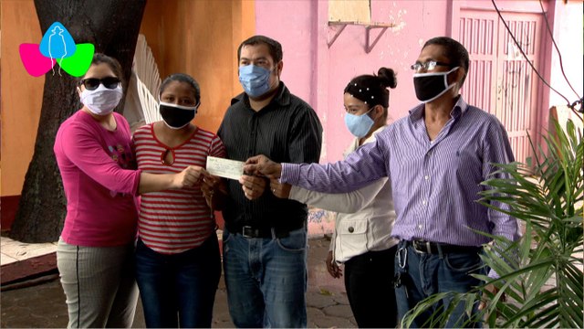 Ministerio de Economía Familiar entrega créditos a 22 familias productoras de Managua