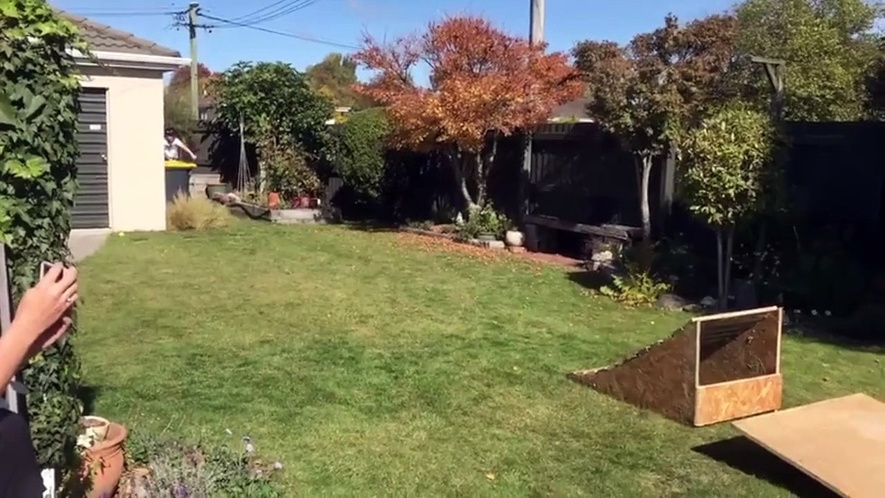 BMX : il défonce la rampe au lieu de sauter dessus !