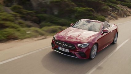 Mercedes-Benz E-Class Cabrio Driving Video