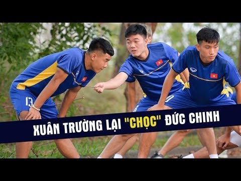 Minh Vương tình tứ với Văn Lợi, Xuân Trường dùng que...chọc Hà Đức Chinh | HAGL Media