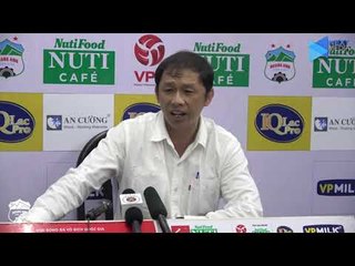 HLV Dương Minh Ninh lo lắng trụ hạng, mong người hâm mộ thông cảm với đội bóng | HAGL Media