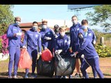 HOT: Toàn cảnh các cầu thủ HA Gia Lai dọn rác đường phố và chinh phục nóc nhà Gia Lai