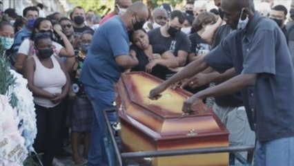 Las víctimas de la policía en Brasil: Negro, joven y residente en una favela