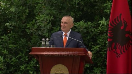Ora News - A është presidenti Meta një Vasil Laçi i dytë?