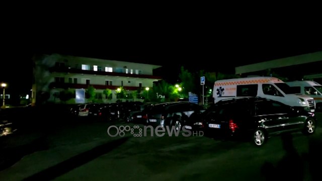 Ora News - Peqin: Plagoset me armë zjarri 31-vjeçari, identifikohet autori