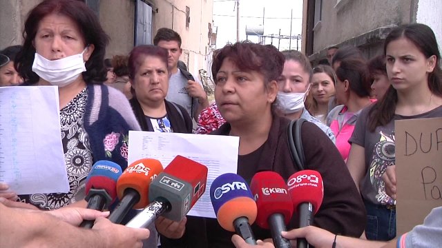 Fasonët protestë edhe në Vlorë, nuk morën paga lufte - News, Lajme - Vizion Plus