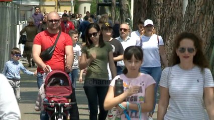 Top News - Festa e fëmijëve/ Politikanët urojnë 1 Qershorin