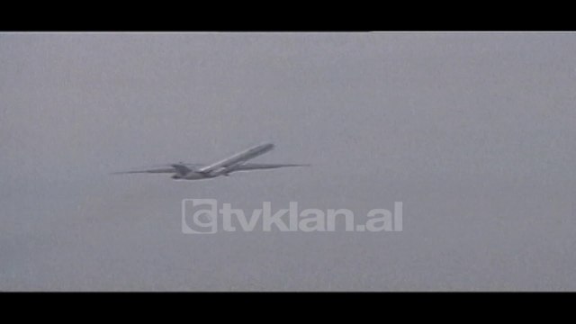 Fatos Nano vizite per here te pare drejt Prishtines (12 Maj 2000)