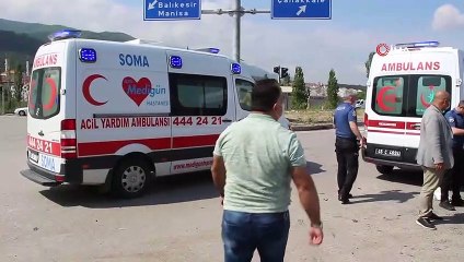Manisa'da trafik kazası: 3 ağır yaralı