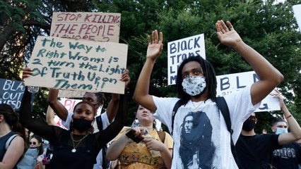 Floyd protesters continue to rally as Trump decries 'lowlifes'