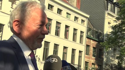 Les vacances des Belges à l'étranger ? La réponse de François Bellot, minitre de la Mobilité