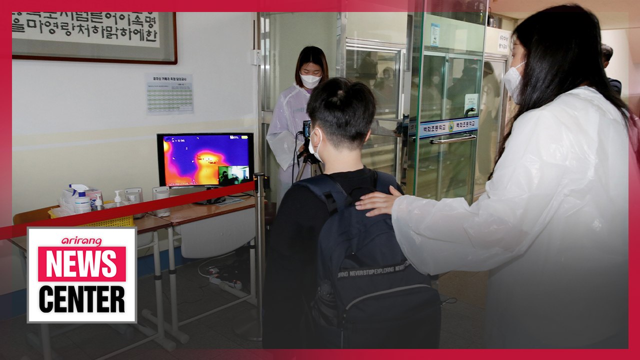 Distancing becomes the new normal in schools in S. Korea