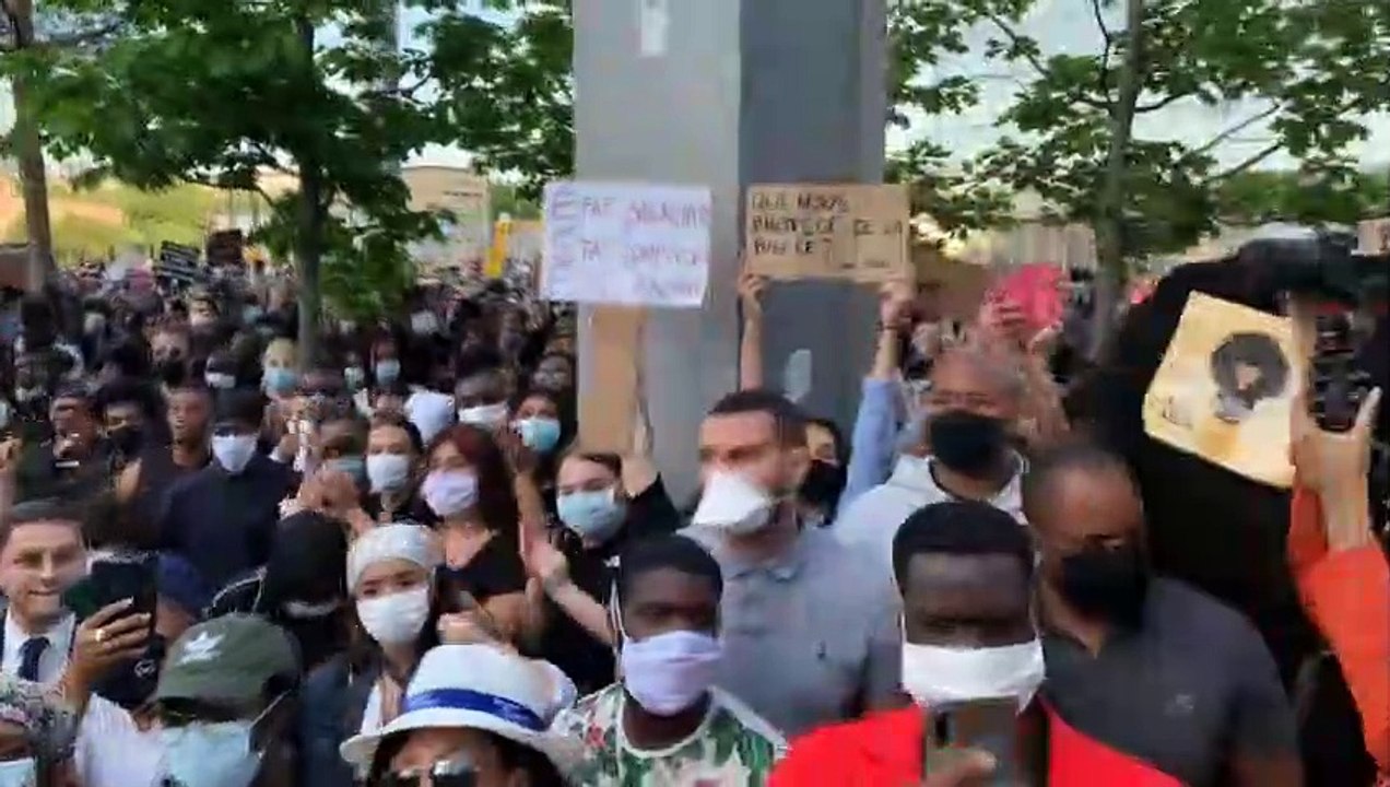 Fall Adama Traoré: Franzosen protestieren gegen Polizeigewalt