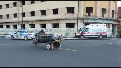 GJENDET I PAJETE SIRIANI NE DURRES, POLICIA «U RREZUA NGA KATI I TRETE» - News, Lajme - Kanali 7
