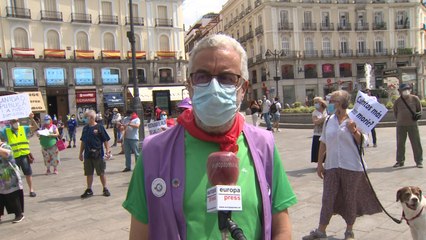 Pensionistas sobre muertes en residencias: "Ha habido una masacre en Madrid"