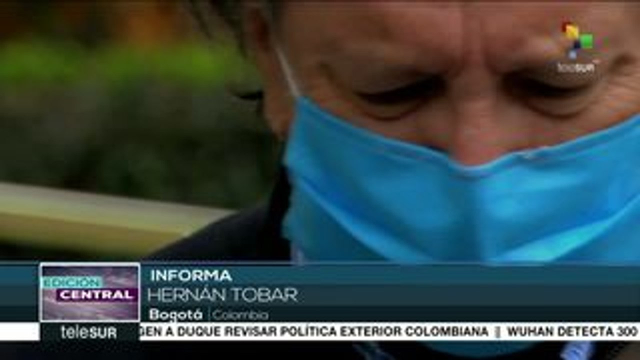 Senadores exigen a Iván Duque revisar política...