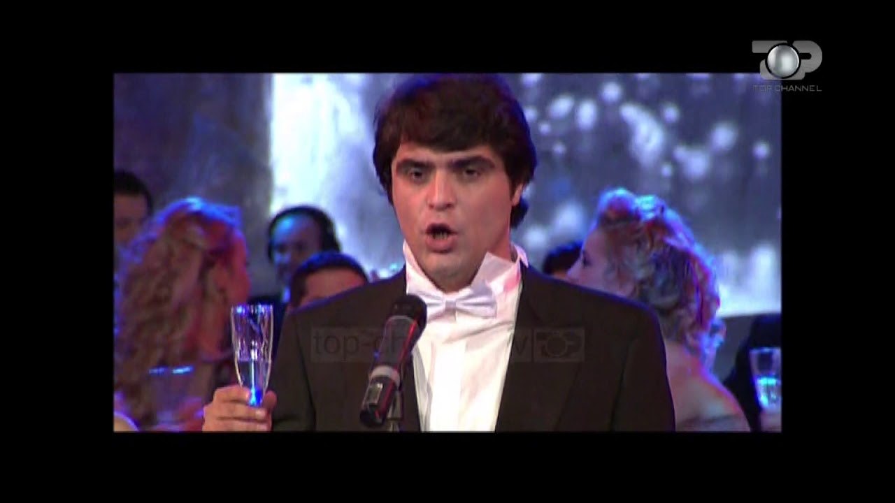 Nostalgji E Diell: Etleva Golemi dhe Armaldo Kllogjeri këndojnë në duet arie nga opera Traviata