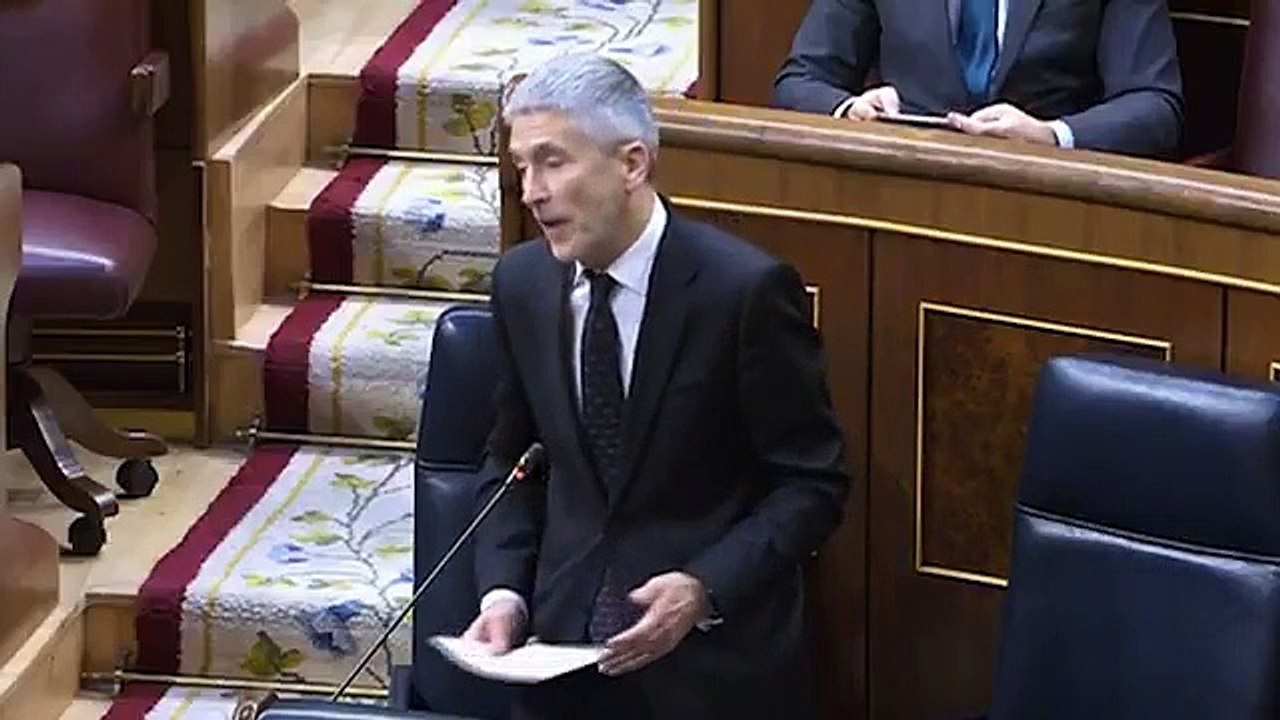 Marlaska alega que fue su número dos quien cesó a De los Cobos: No, no voy a dimitir"