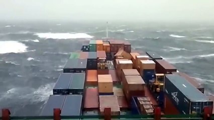 Ship grounded at Ratnagiri's Mirya Beach & Cyclone view from Ship _ Cyclone Nisa