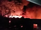 VIDEO STORY:रूई गोदाम में भीषण आग, फायर ब्रिगेड की टीम ने घंटों मशक्कत के बाद पाया काबू