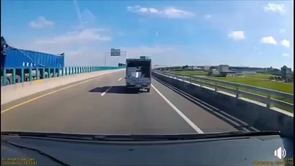 Boîte en polystyrène magique