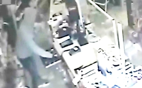 Marsala (TP) - Rapina farmacia armato di taglierino, arrestato (04.06.20)