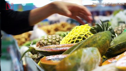 Experts Say Easing Up on COVID-19 Precautions When Grocery Shopping Is a Bad Idea