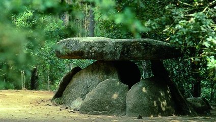 Galicia: Haz un viaje al pasado visitando dólmenes, petroglifos y castros