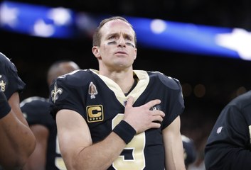 Télécharger la video: Drew Brees Issues Apology After Backlash From Protest Comments