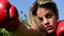 Një maturante boksiere/ 18 vjeçarja nga Vlora që nuk e ka lënë stërvitjen në muajt e pandemisë