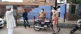 कांधला पुलिस ने बिना मास्क के घूम रहे लोगों पर कसा शिंकजा, 50 लोगों के चालान
