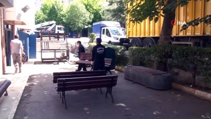 Bağcılar'da Tek Kişilik Sosyal Mesafe Bankları