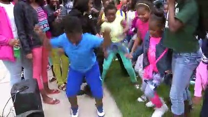 LA DANSE DU VENDREDI LOLBonne journée à tous !