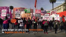 Marcha de mujeres contra la violencia de género en Argentina