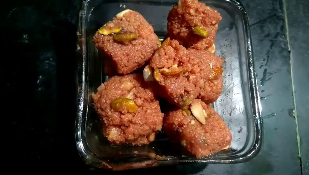 बिना दूध बिना मावा के बनाएं 5मिनट में कलाकंद। beetroot kalakand recipe~kitchenwithyou