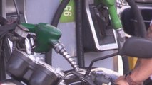 Largas filas en Venezuela por fallos en el respotaje de gasolina iraní