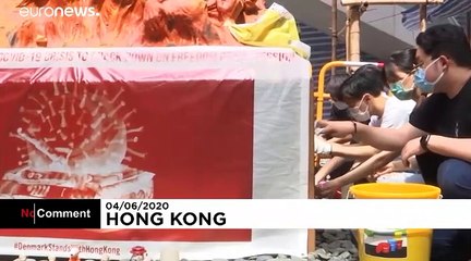 Des foules de Hongkongais commémorent Tiananmen malgré l'interdiction