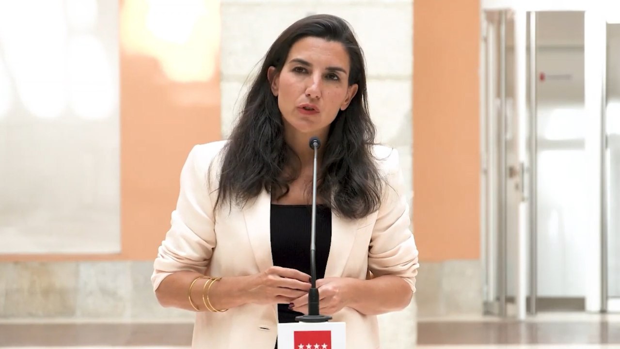 Monasterio presenta un dossier de reducción de "gasto público ineficaz"