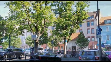 Suasana cuti umum sempena _Whit Moday_ di Bandar Offenbach am Main