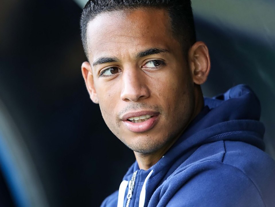 'Hilflos': Dennis Aogo spricht über seine Rassismus-Erfahrungen