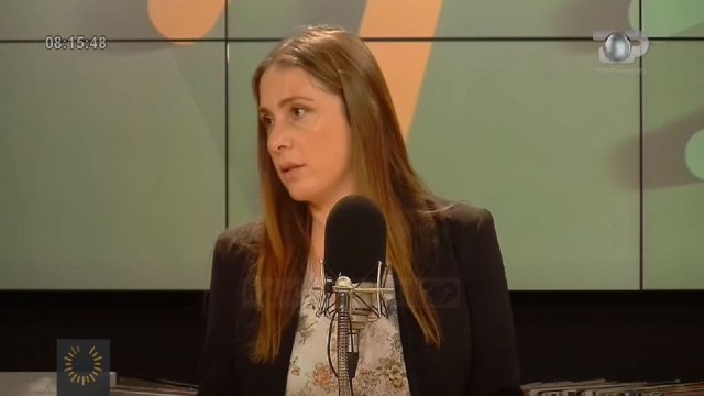 Wake Up/ Kur për “fe dhe moral” nuk lejon fëmijët në shkollë. Debati pas rastit të Kamzës