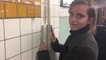 [VOSTFR] Emma Watson cache des livres dans le métro new-yorkais (2016)