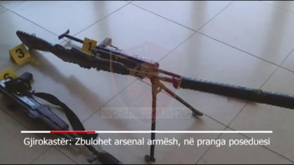 Video herunterladen: Top News -Arrestohet 63-vjeçari/ Posedonte një arsenal armësh