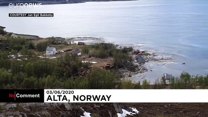 زمینِ ساحل نروژ خانه‌ها را به دریا برد