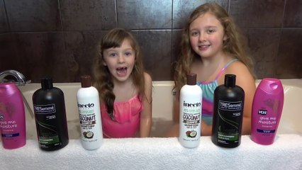 Sophia Isabella e Alice  Brincando com Slime