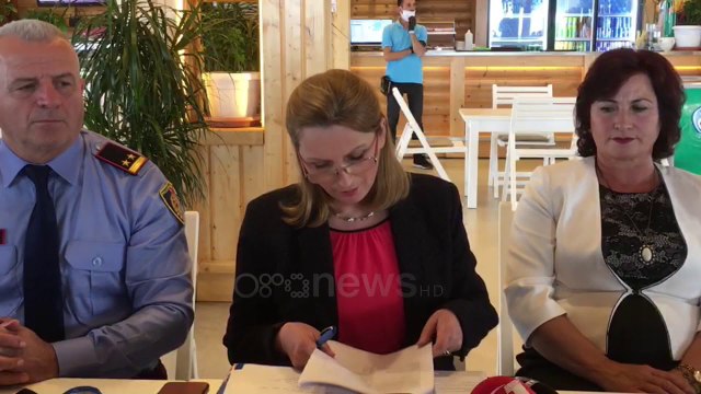 Ora News - Ne në Shkodër nuk bëjmë plazh më 15 nëntor! Thumbi i Voltana Ademit për Ramën