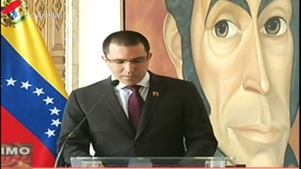 Francia desmiente que Guaidó esté refugiado en su embajada en Caracas